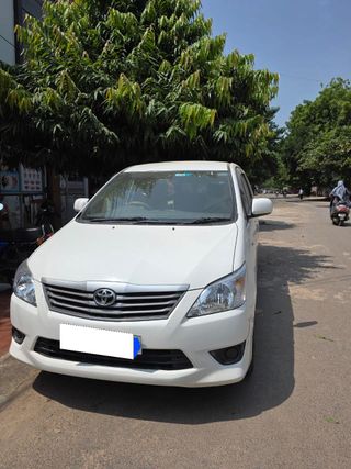 Used 2.5 E Diesel MS 8-seater