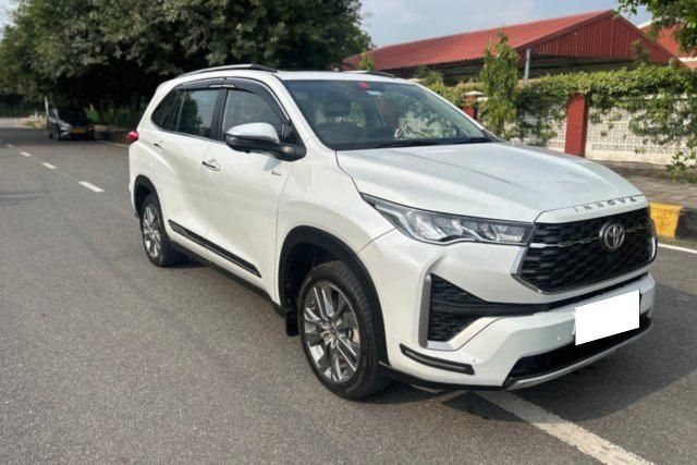 Toyota Innova Hycross ZX Hybrid Second-hand 2025 Toyota Innova Hycross ZX Hybrid for sale in New Delhi