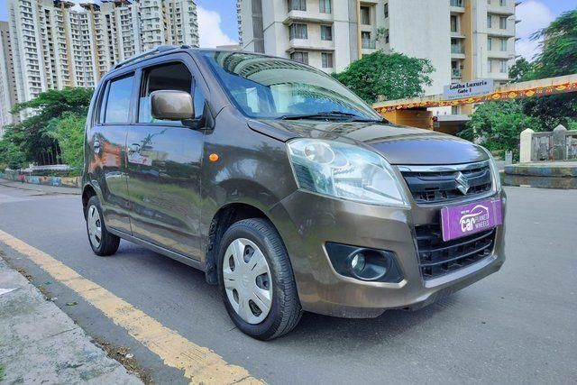 Maruti Suzuki Wagon R AMT VXI Second-hand 2017 Maruti Suzuki Wagon R AMT VXI for sale in Thane