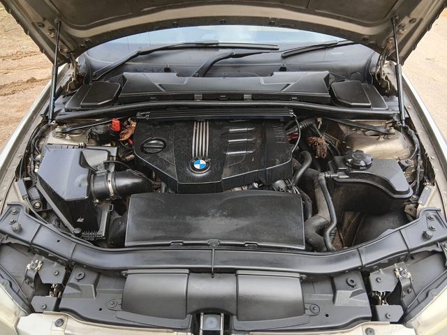 BMW 3 Series 320i Second-hand 2010 BMW 3 Series 320i for sale in Chennai