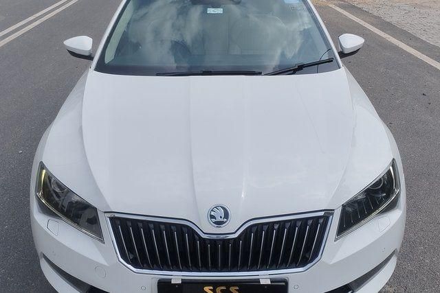 Skoda Superb LK 1.8 TSI AT Second-hand 2017 Skoda Superb LK 1.8 TSI AT for sale in New Delhi