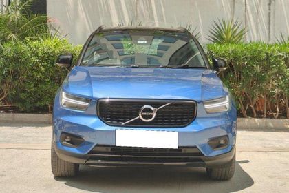 2018 Volvo XC40 D4 R-Design