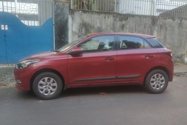 Hyundai i20 Sportz 1.2 Second-hand 2017 Hyundai i20 Sportz 1.2 for sale in Kolkata
