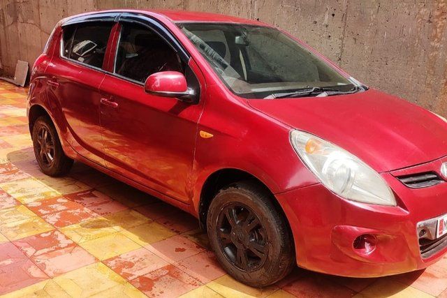 Hyundai i20 Asta Optional With Sunroof 1.2 Second-hand 2009 Hyundai i20 Asta Optional With Sunroof 1.2 for sale in Mumbai