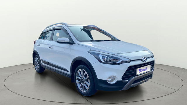 Hyundai i20 Active 1.2 एसएक्स Second-hand 2015 Hyundai i20 Active 1.2 एसएक्स for sale in Patna
