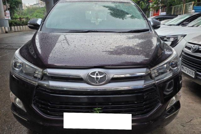 Toyota Innova Crysta 2.8 ZX AT BSIV Second-hand 2017 Toyota Innova Crysta 2.8 ZX AT BSIV for sale in Mumbai