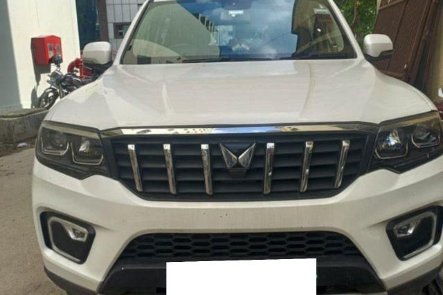 Mahindra Scorpio N Z8 डीजल Second-hand 2024 Mahindra Scorpio N Z8 डीजल for sale in Lucknow