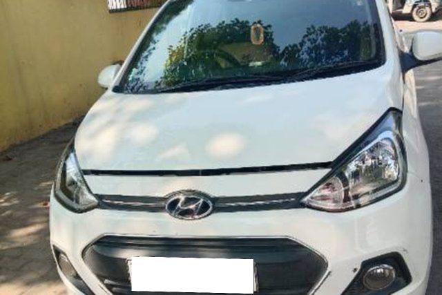 Hyundai Xcent 1.2 Kappa S Option Second-hand 2015 Hyundai Xcent 1.2 Kappa S Option for sale in Lucknow