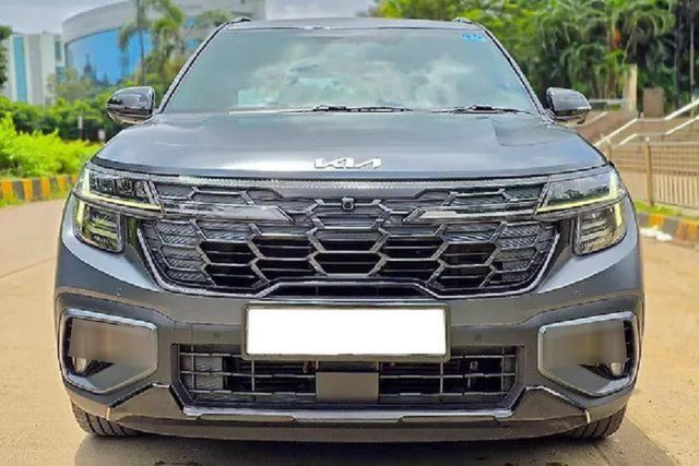 Second-hand 2024 Kia Seltos एक्स-लाइन टर्बो डीसीटी for sale in Mumbai