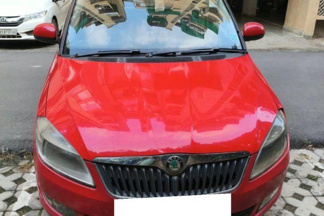 Skoda Fabia 1.6 MPI Elegance Second-hand 2011 Skoda Fabia 1.6 MPI Elegance for sale in Noida