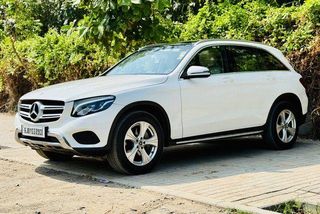 Used 220d 4MATIC