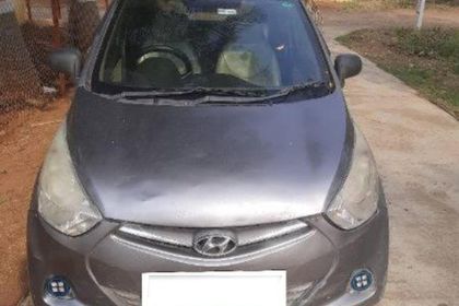2013 Hyundai EON LPG Magna Plus