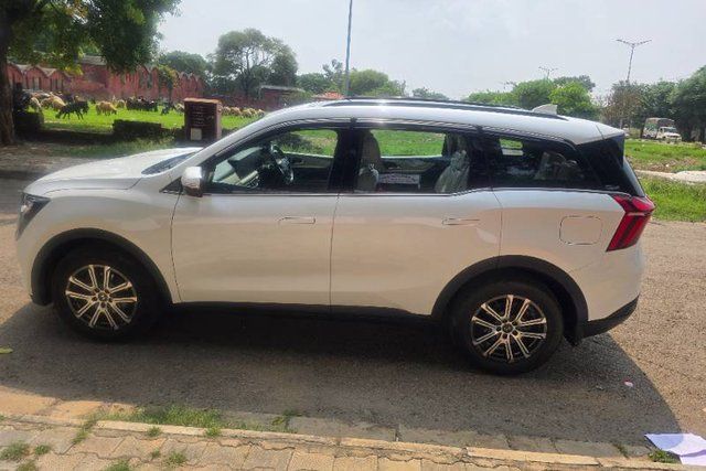 Mahindra XUV700 AX5 7 Str BSVI Second-hand 2022 Mahindra XUV700 AX5 7 Str BSVI for sale in Mohali