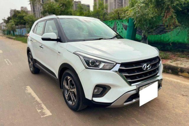 Hyundai Creta 1.6 CRDi AT एसएक्स प्लस Second-hand 2018 Hyundai Creta 1.6 CRDi AT एसएक्स प्लस for sale in Ahmedabad