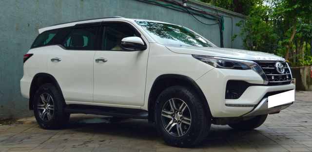 Second-hand 2023 Toyota Fortuner 4X2 AT बीएस6 for sale in Mumbai