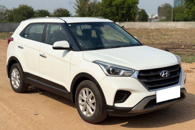 Hyundai Creta 1.6 एसएक्स Second-hand 2018 Hyundai Creta 1.6 एसएक्स for sale in Ahmedabad