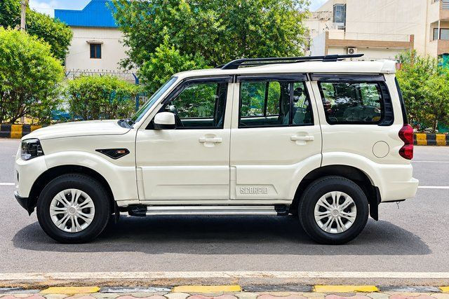 Mahindra Scorpio S3 7 Seater Second-hand 2018 Mahindra Scorpio S3 7 Seater for sale in New Delhi