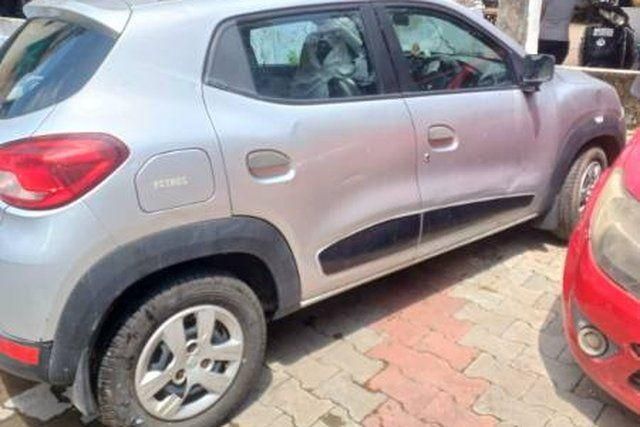 Renault KWID RXT Second-hand 2018 Renault KWID RXT for sale in Ahmedabad