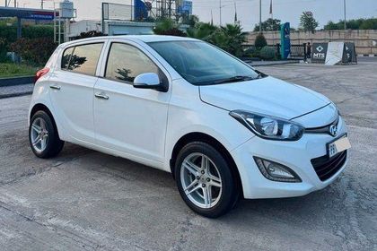 2012 हुंडई आई20 1.4 CRDi Sportz