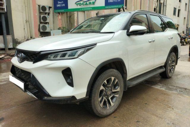 Toyota Fortuner Legender 4x4 AT 2023 Second-hand 2023 Toyota Fortuner Legender 4x4 AT 2023 for sale in New Delhi