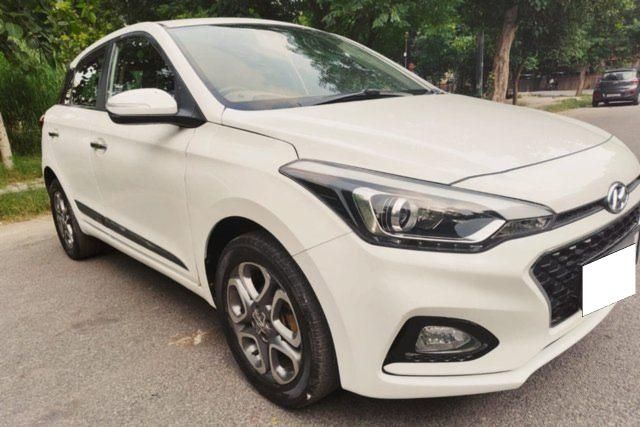 Hyundai i20 Asta Option Second-hand 2020 Hyundai i20 Asta Option for sale in New Delhi