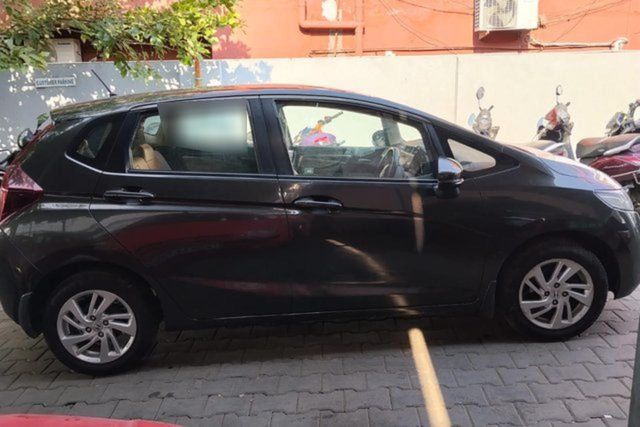 Honda Jazz 1.2 एसवी i VTEC Second-hand 2016 Honda Jazz 1.2 एसवी i VTEC for sale in Chennai