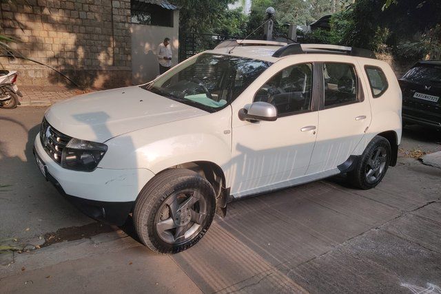 Renault Duster RXZ AWD Second-hand 2014 Renault Duster RXZ AWD for sale in Bangalore