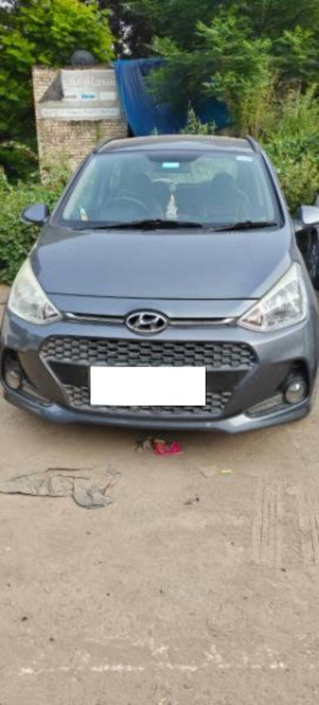 Hyundai Grand i10 1.2 कप्पा स्पोर्टज़ बीएस4 Second-hand 2019 Hyundai Grand i10 1.2 कप्पा स्पोर्टज़ बीएस4 for sale in Chandigarh