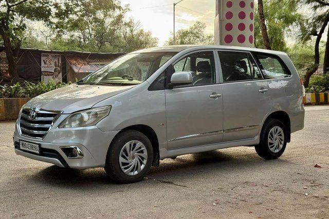 Toyota Innova 2.5 GX 8 STR BSIV Second-hand 2010 Toyota Innova 2.5 GX 8 STR BSIV for sale in Mumbai