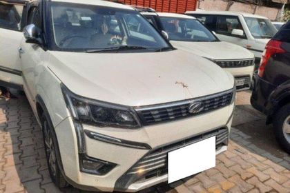 2020 Mahindra XUV300 W8 Option Diesel BSVI