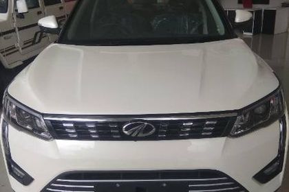 2020 Mahindra XUV300 W8 बीएस6