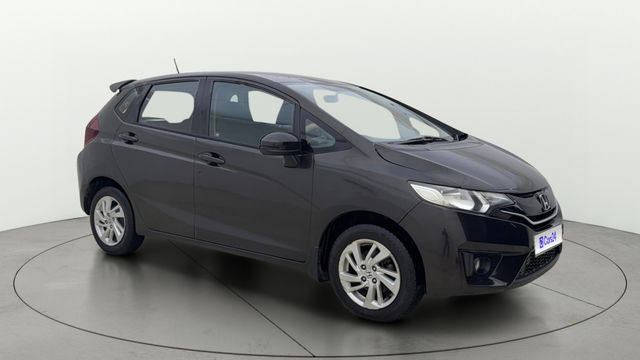 Honda Jazz 1.5 वीएक्स i DTEC Second-hand 2016 Honda Jazz 1.5 वीएक्स i DTEC for sale in Ahmedabad