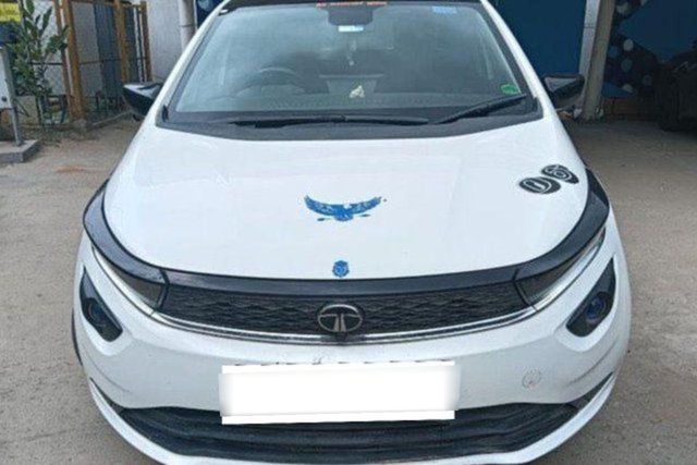 Tata Altroz XZ LUX Second-hand 2024 Tata Altroz XZ LUX for sale in Bangalore