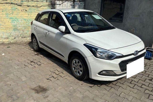 Second-hand 2015 Hyundai i20 Sportz Option 1.2 for sale in Panipat