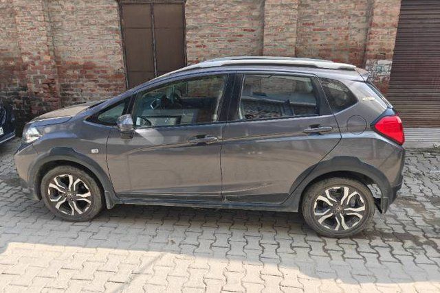 Honda WR-V i-VTEC एस रेनफोर्स्ड Second-hand 2019 Honda WR-V i-VTEC एस रेनफोर्स्ड for sale in Panipat
