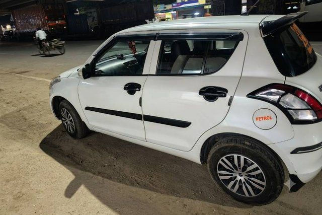 Maruti Suzuki Swift एलएक्सआई ऑप्शन Second-hand 2014 Maruti Suzuki Swift एलएक्सआई ऑप्शन for sale in Lucknow