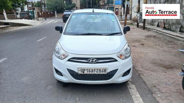 Hyundai i10 Magna Second-hand 2011 Hyundai i10 Magna for sale in Noida