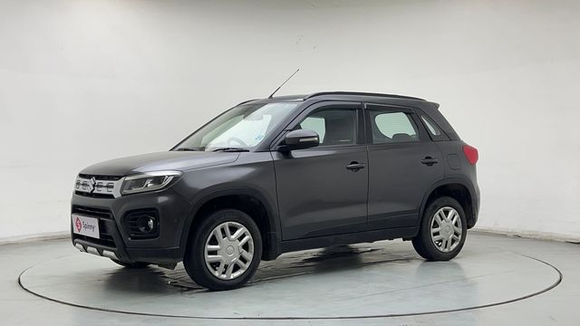 Second-hand 2020 Maruti Suzuki Vitara Brezza VXI AT for sale in New Delhi