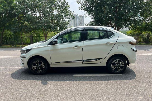 Tata Tigor XZ Plus CNG Second-hand 2024 Tata Tigor XZ Plus CNG for sale in Noida