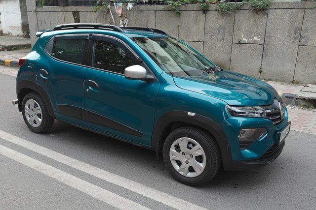 Renault KWID 1.0 RXT AMT Opt Second-hand 2022 Renault KWID 1.0 RXT AMT Opt for sale in New Delhi