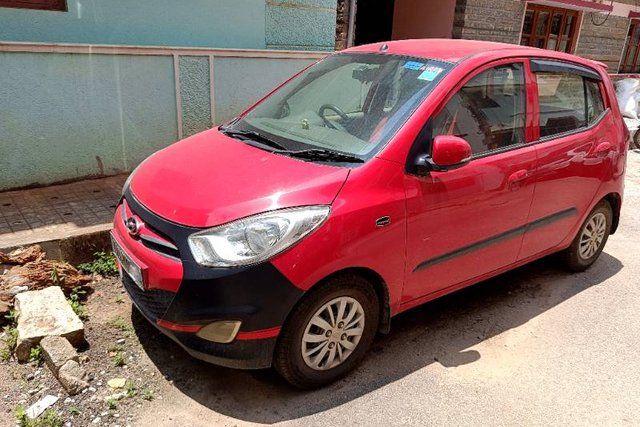 Hyundai i10 Magna Second-hand 2013 Hyundai i10 Magna for sale in Bangalore