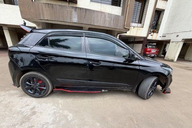 Hyundai i20 एस्टा 1.4 CRDi Second-hand 2016 Hyundai i20 एस्टा 1.4 CRDi for sale in Vapi