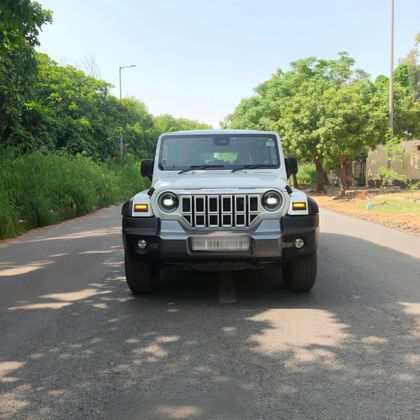 2025 Mahindra Thar ROXX AX7L RWD Diesel