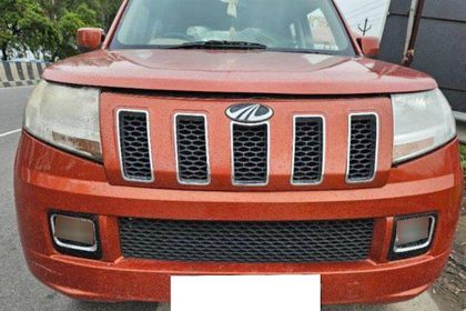 2017 Mahindra TUV 300 T8
