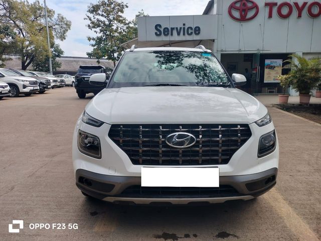 Hyundai Venue S Plus Second-hand 2022 Hyundai Venue S Plus for sale in Pune