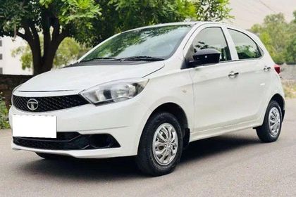 2017 Tata Tiago 1.2 Revotron XE