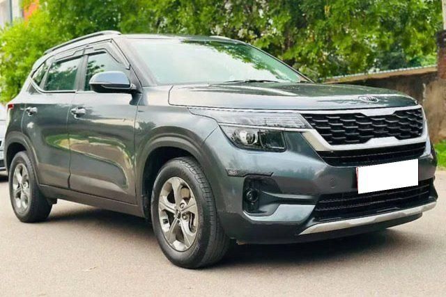 Second-hand 2014 Mahindra XUV500 W4 for sale in Jaipur