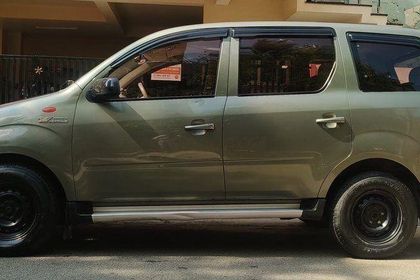 2009 Mahindra Xylo E4