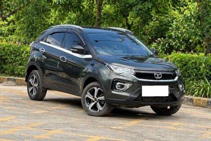 2023 Tata Nexon एक्सएम एस रेनफोर्स्ड डीजल