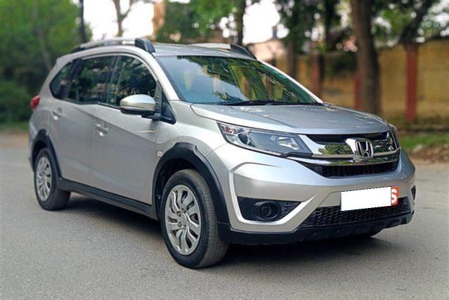 Second-hand 2018 Honda BR-V i-VTEC एस रेनफोर्स्ड MT for sale in New Delhi